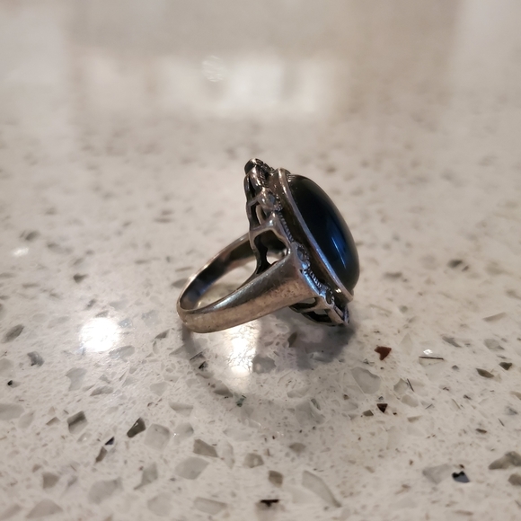 Black Gem Rhinestone Statement Ring Ornate Artsy Glam Classic Cocktail Party - Picture 6 of 9